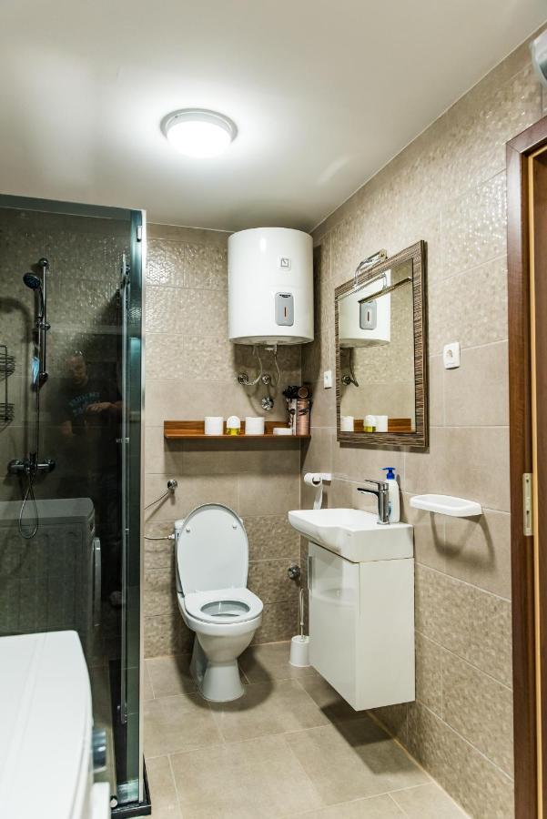 Toto Apartment Lukovo Sugarje Bagian luar foto